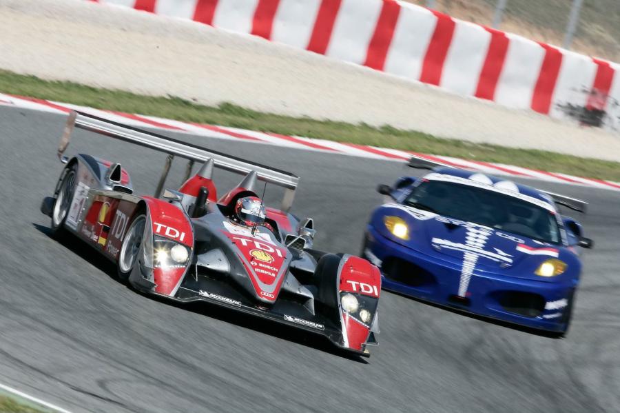  Audi R10 TDI 2008 года  (фото 45 из 57)